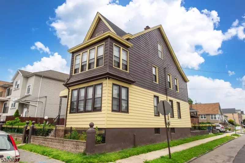 443 6Th Ave, Paterson City, NJ 07514