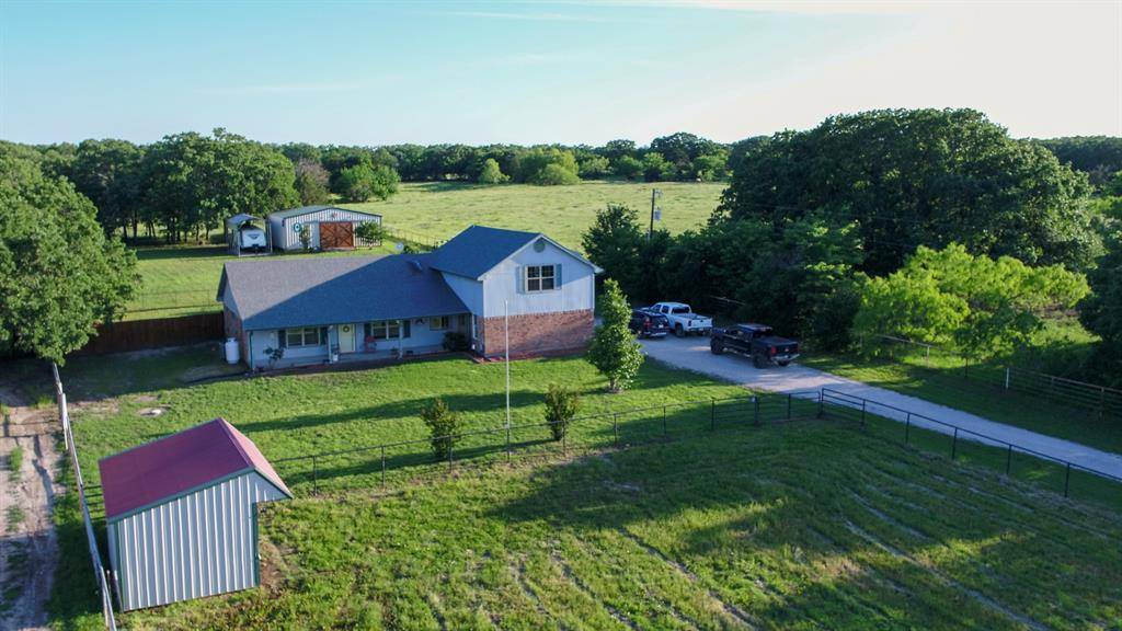 2305 County Road 2510, Quinlan, TX 75474