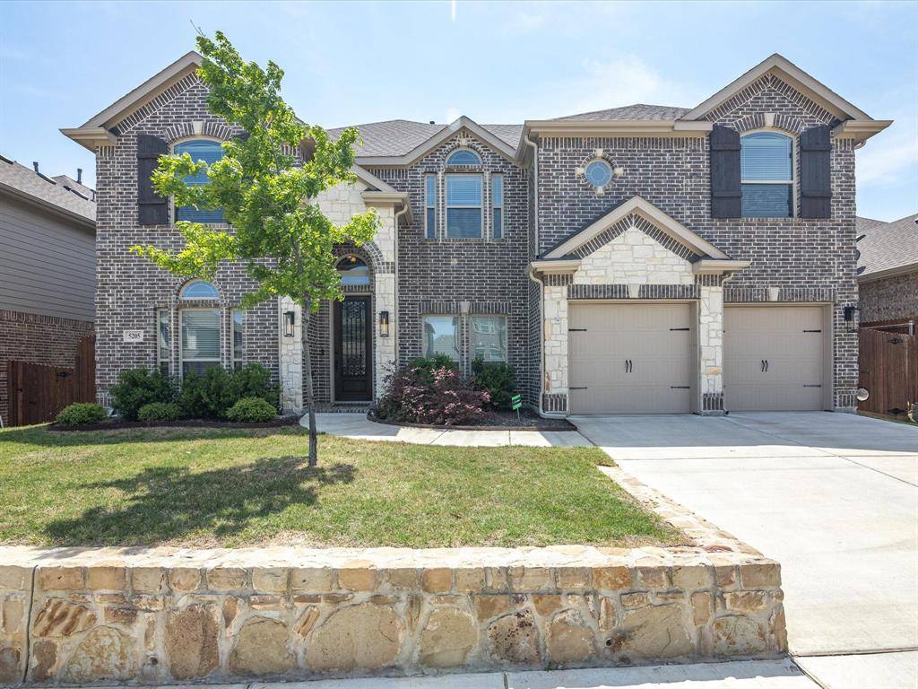 5205 Lake Konawa Drive, Fort Worth, TX 76179