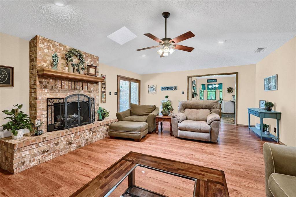 Sherman, TX 75092,352 Choctaw Est Circle