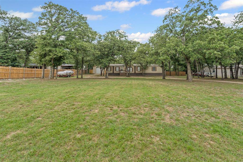 Azle, TX 76020,345 Briar Oaks Lane