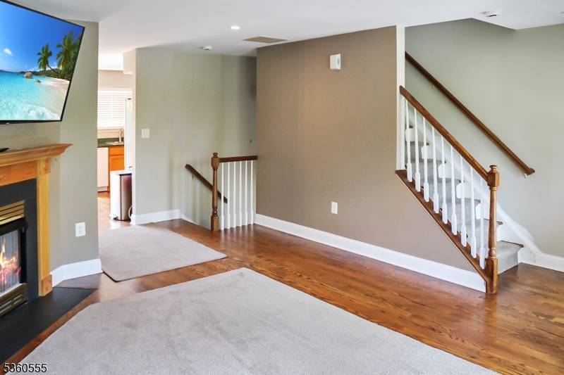 Independence Twp., NJ 07840,302 Mercer Ct