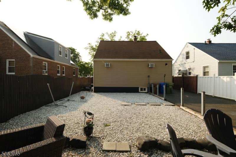 Linden City, NJ 07036,534 Monmouth Ave