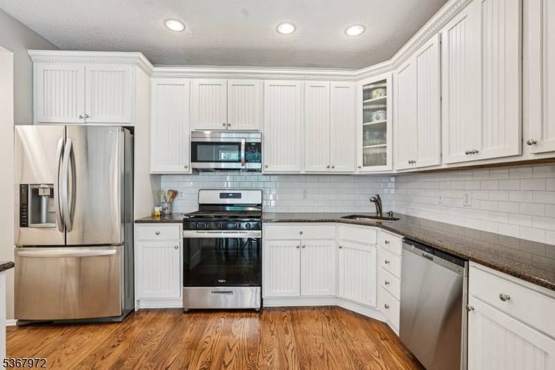 Morris Twp., NJ 07960,19 Caroline Foster Ct