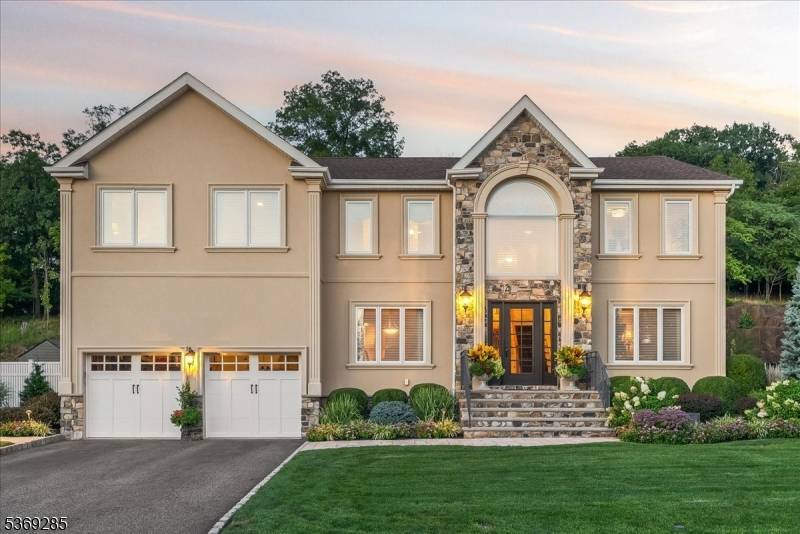 39 Fox Boro Rd, Wayne Twp., NJ 07470