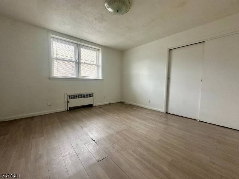 Lyndhurst Twp., NJ 07071,530 Valley Brook Ave 1FL
