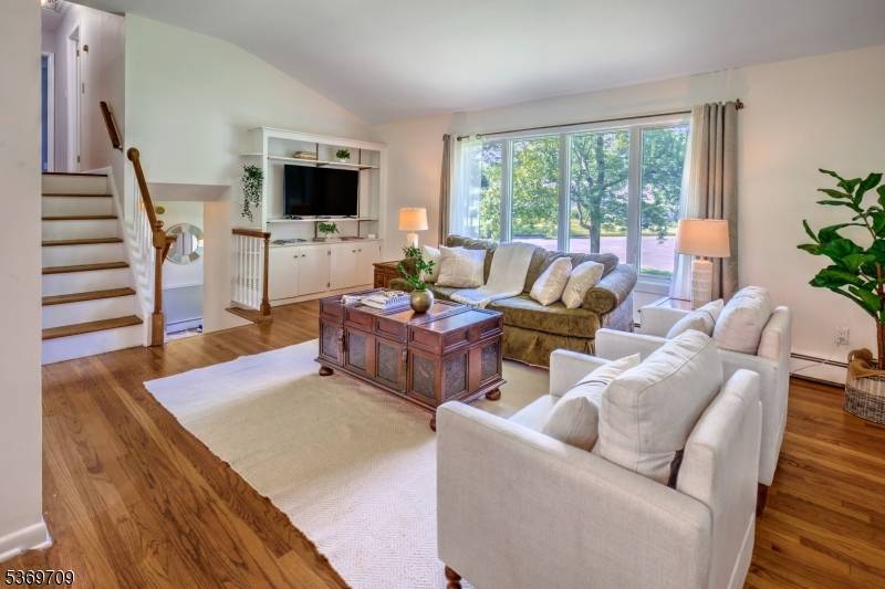 Berkeley Heights Twp., NJ 07922,303 River Bend Rd