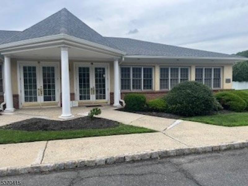 27 Mountain Blvd Suite 9, Warren Twp., NJ 07059