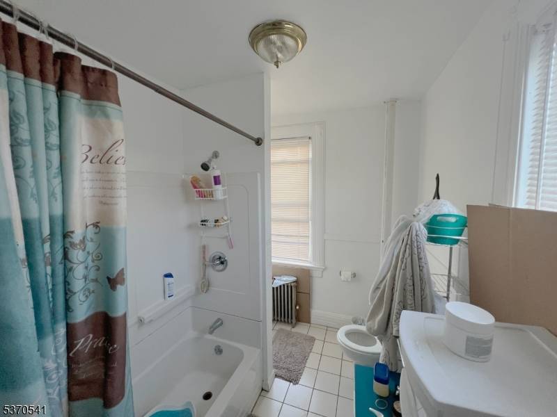 Belleville Twp., NJ 07109,385 Stephens St #1