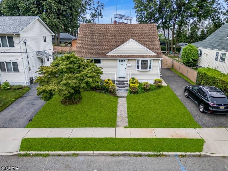Clifton City, NJ 07013,55 Runyon Rd