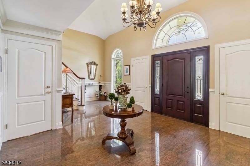 Morris Twp., NJ 07960,35 Manor Dr