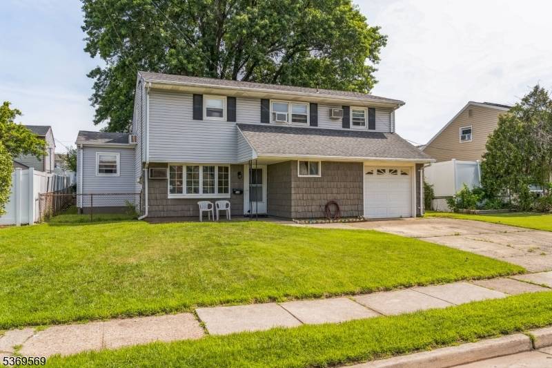 Carteret Boro, NJ 07008,116 Whitman St