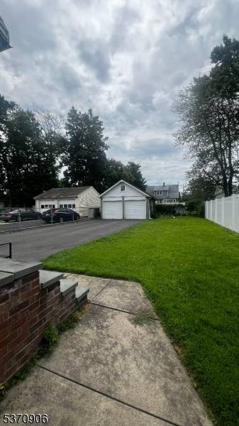 Garwood Boro, NJ 07027,41 3Rd Ave