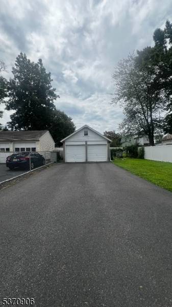 Garwood Boro, NJ 07027,41 3Rd Ave