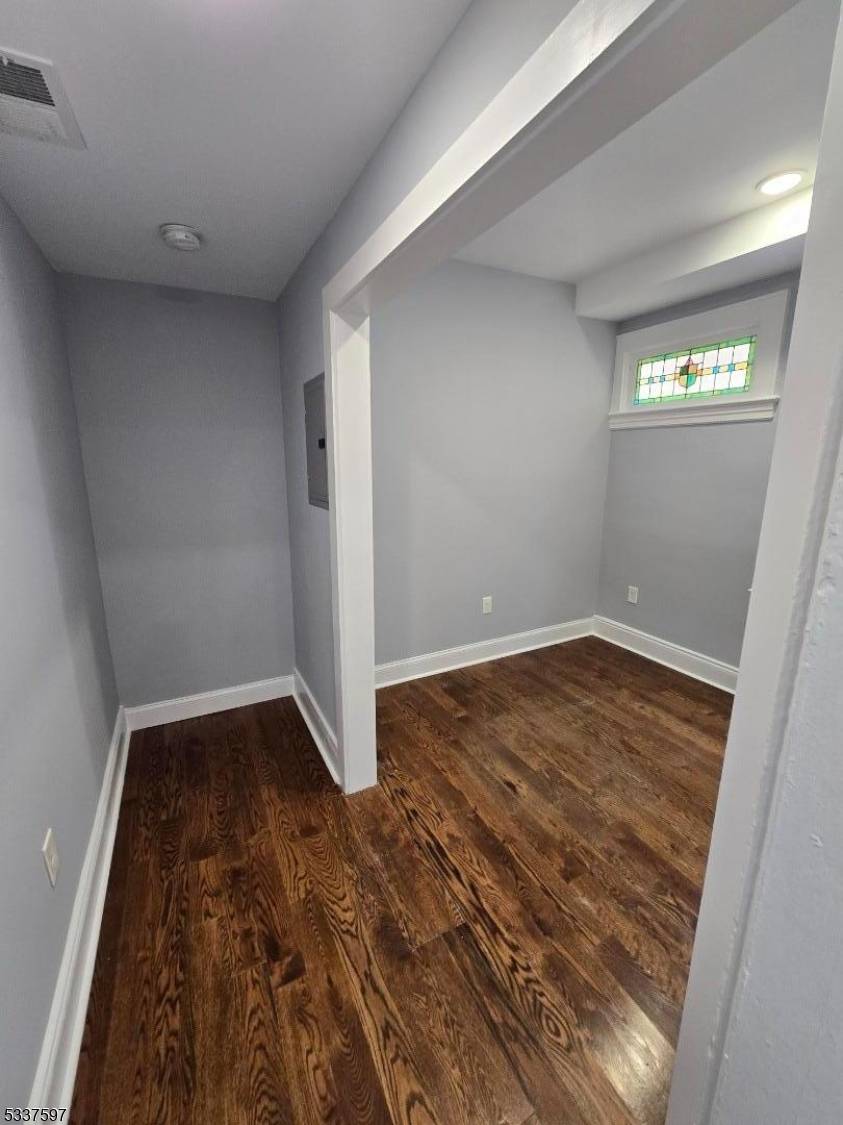 Elizabeth City, NJ 07201,712 JACKSON AVE  1 #2