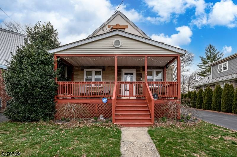 1156 Kline Pl, Rahway City, NJ 07065
