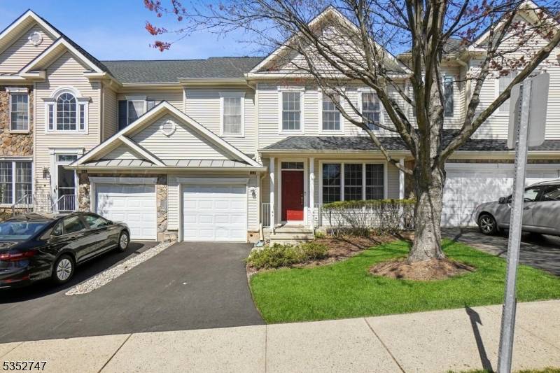 62 Rolling Views Dr, Woodland Park, NJ 07424