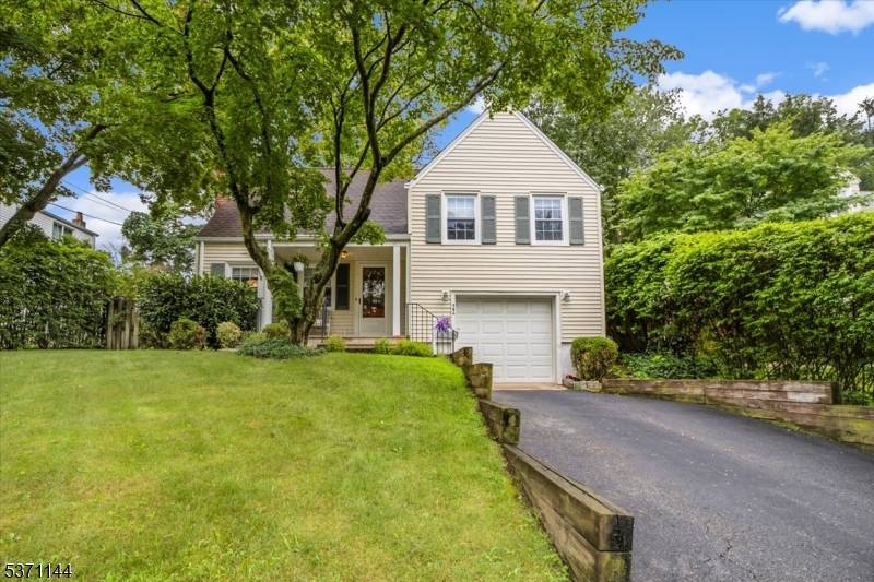 22 James St, Morristown Town, NJ 07960
