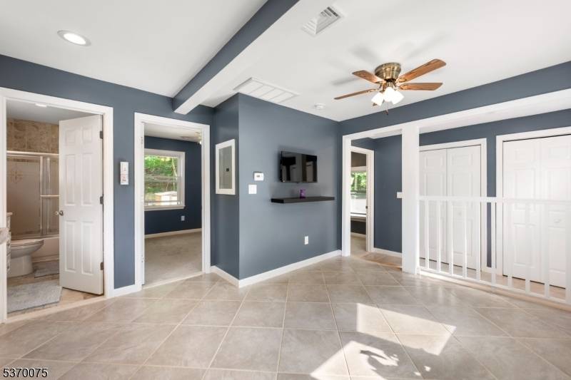 Hopatcong Boro, NJ 07843,115 Dartmouth Trl