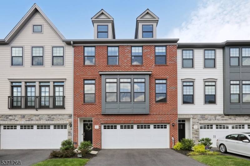 53 Cranberry Ln, Montvale Boro, NJ 07645