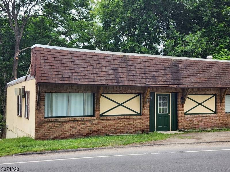Franklin Boro, NJ 07416,81 Church St