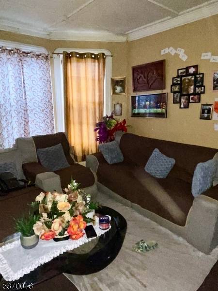 Paterson City, NJ 07504,494-496 Park Ave