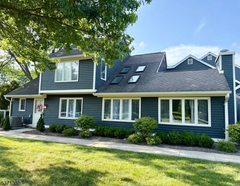 Bernards Twp., NJ 07920,48 Village Dr