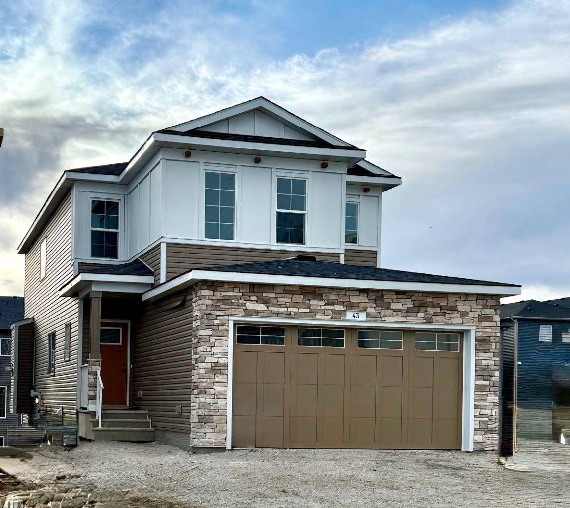 43 Carringvue PL NW, Calgary, AB T3P 2M1
