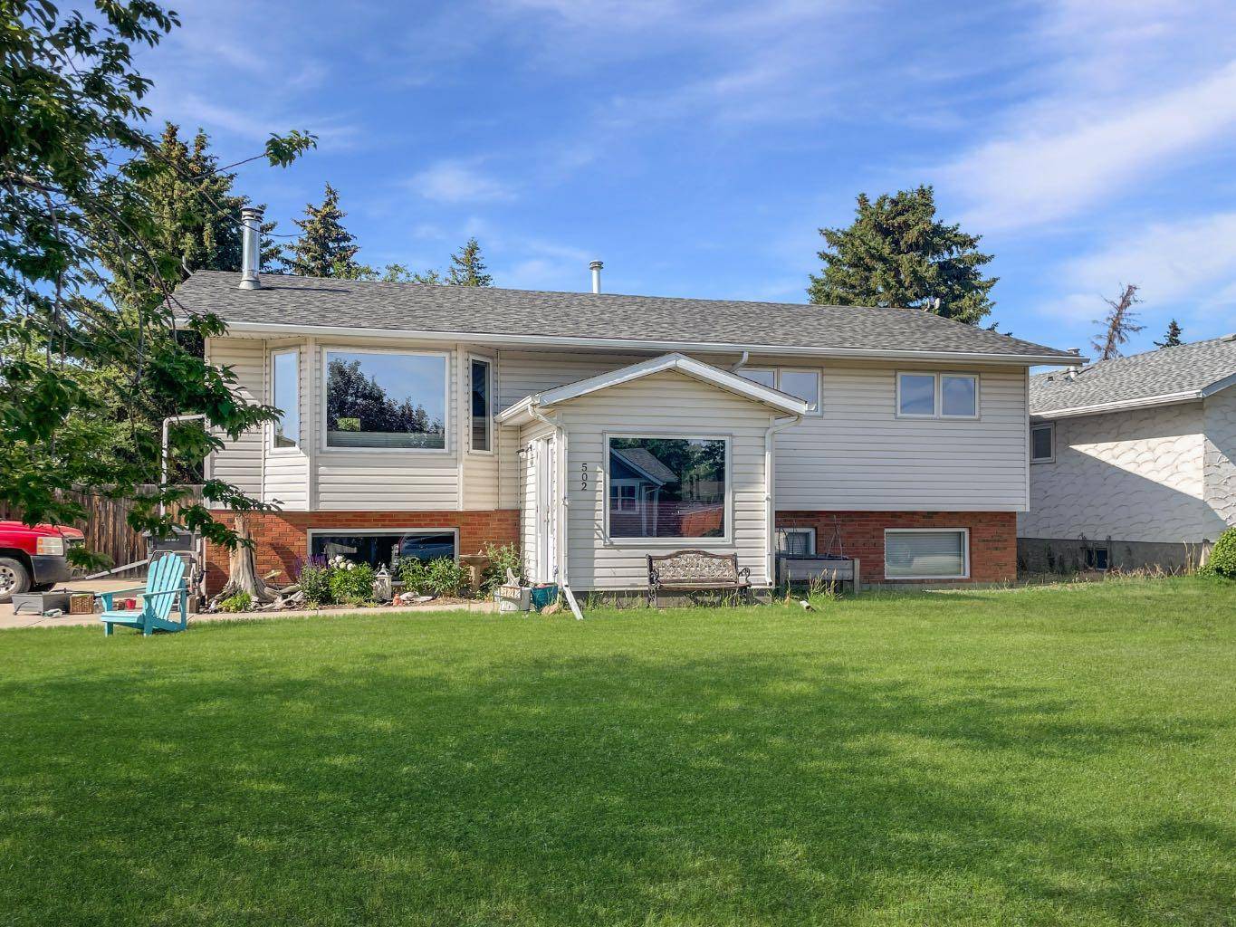 502 8 AVE, Bassano, AB T0J0B0