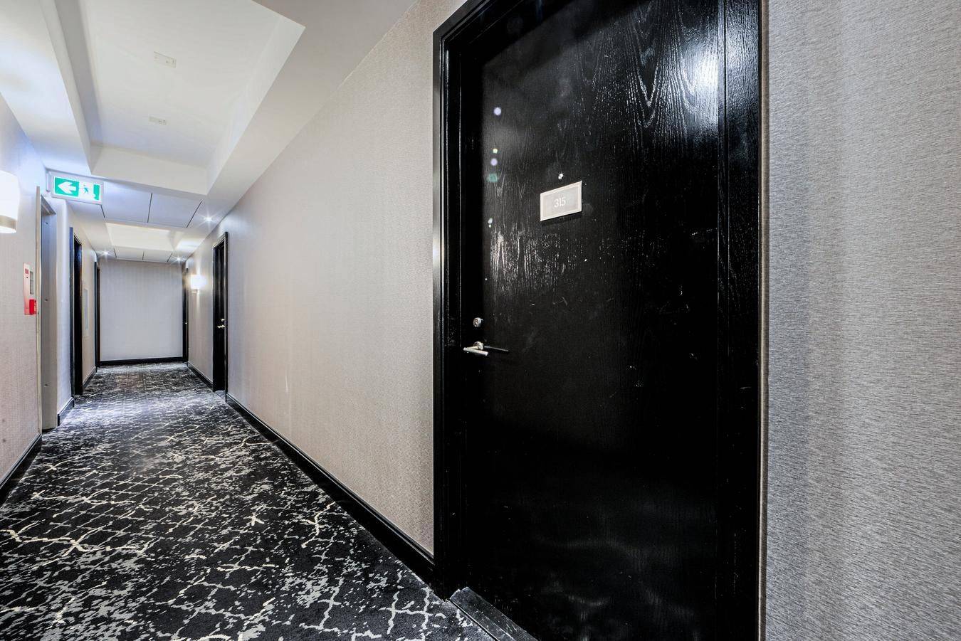 18 Yorkville AVE #315, Toronto C02, ON M4W 3Y8