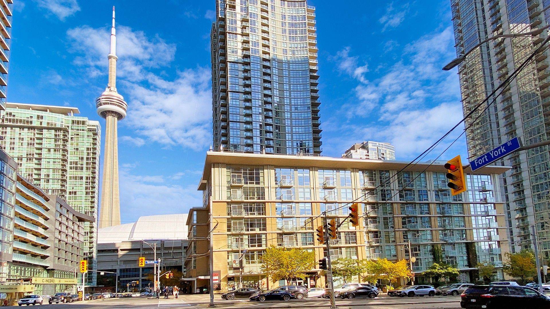 9 Spadina AVE #606, Toronto C01, ON M5V 3V5