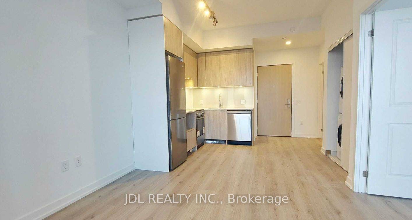 Toronto C08, ON M4W 1H7,395 Bloor ST E #3509