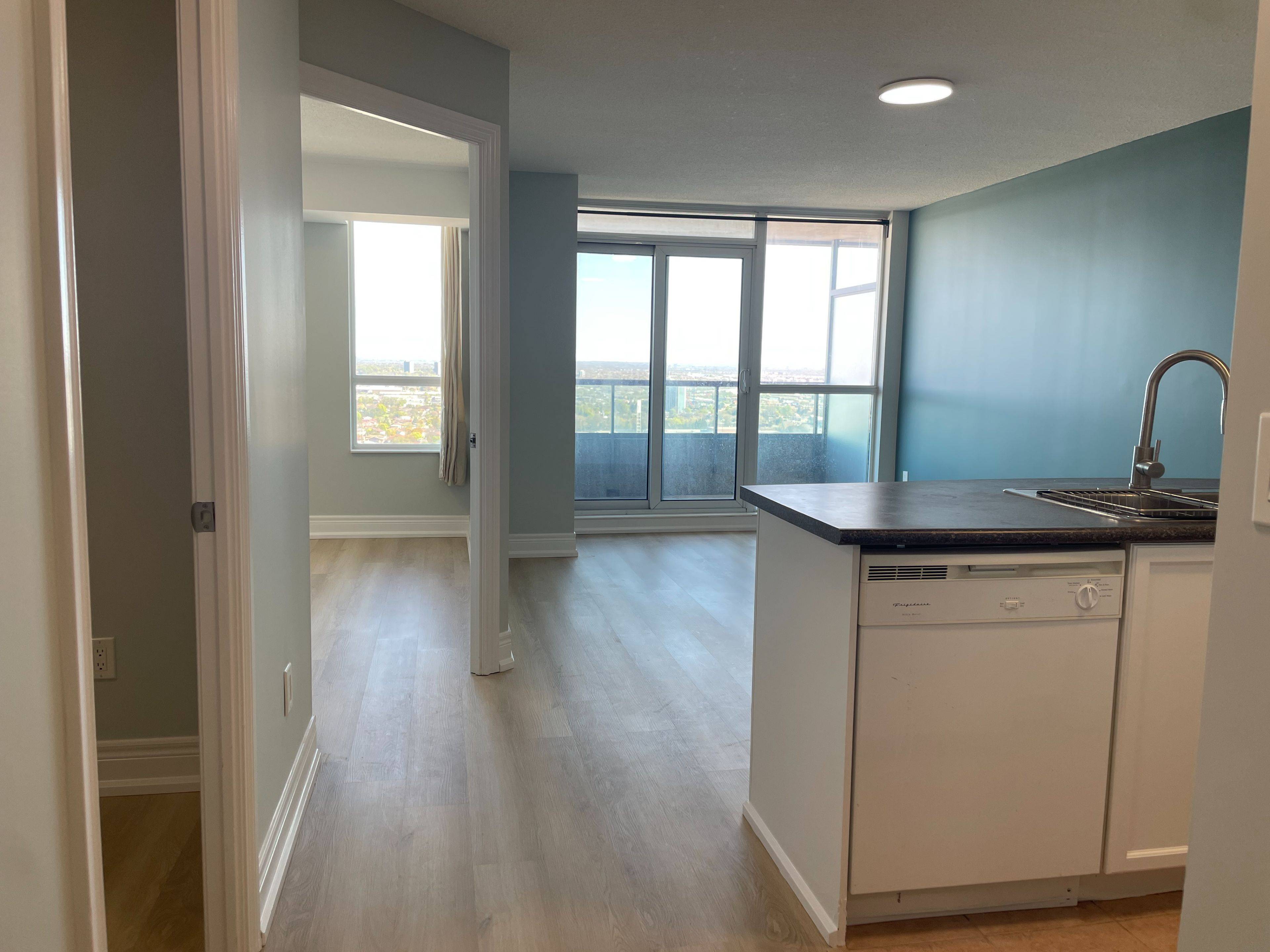 Toronto E09, ON M1P 5J5,60 Brian Harrison WAY #2805