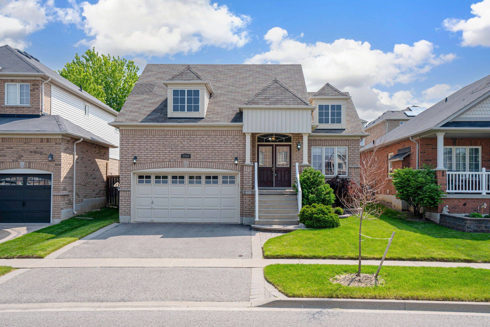 Oshawa, ON L1K 0C8,1031 Eagle Ridge DR