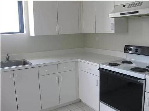 Aventura, FL 33180,3300 NE 191st St #1106