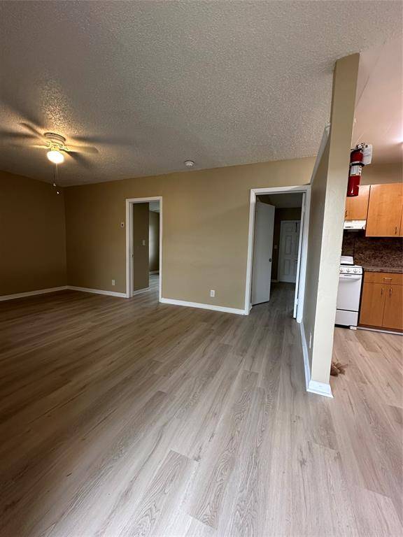 Fort Lauderdale, FL 33311,728 NW 4th Ave #3