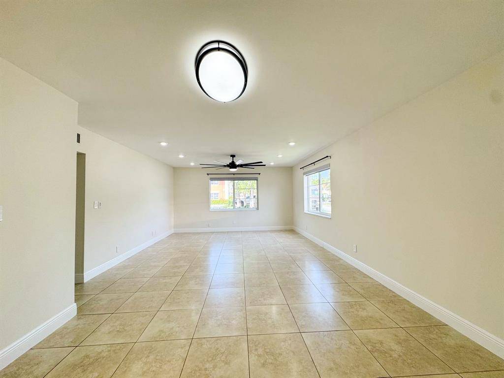 9 NE 19th Ct #112C, Wilton Manors, FL 33305