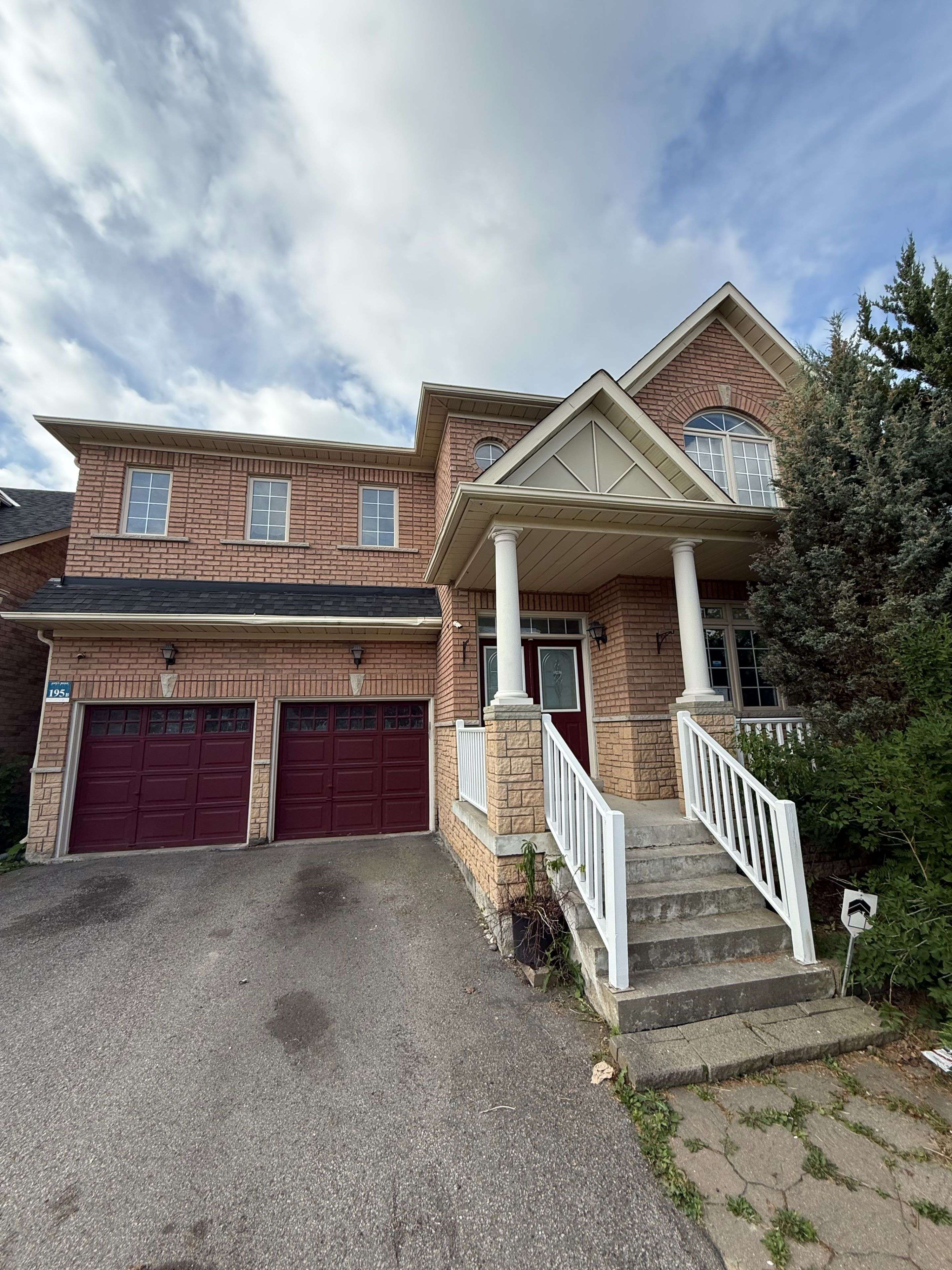 59 Oakford DR, Markham, ON L6C 2Y7