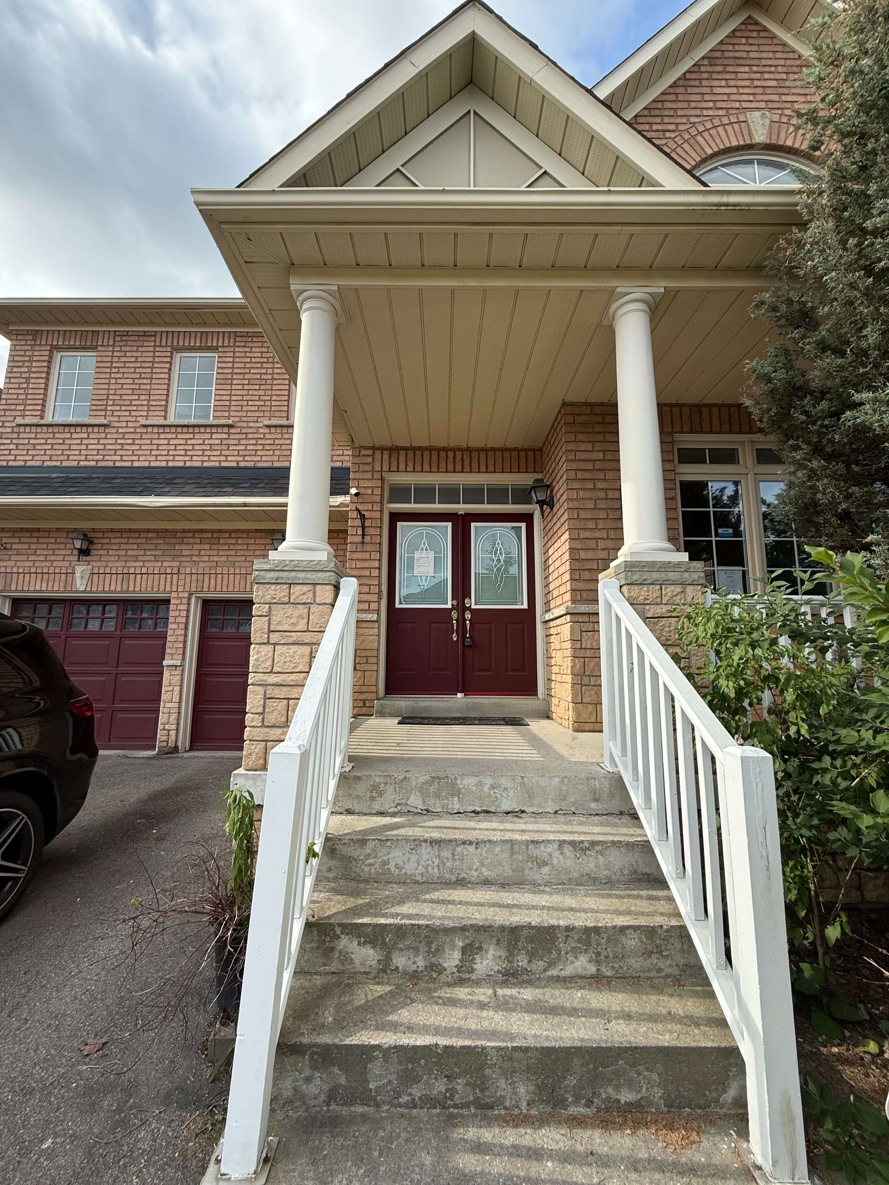 Markham, ON L6C 2Y7,59 Oakford DR