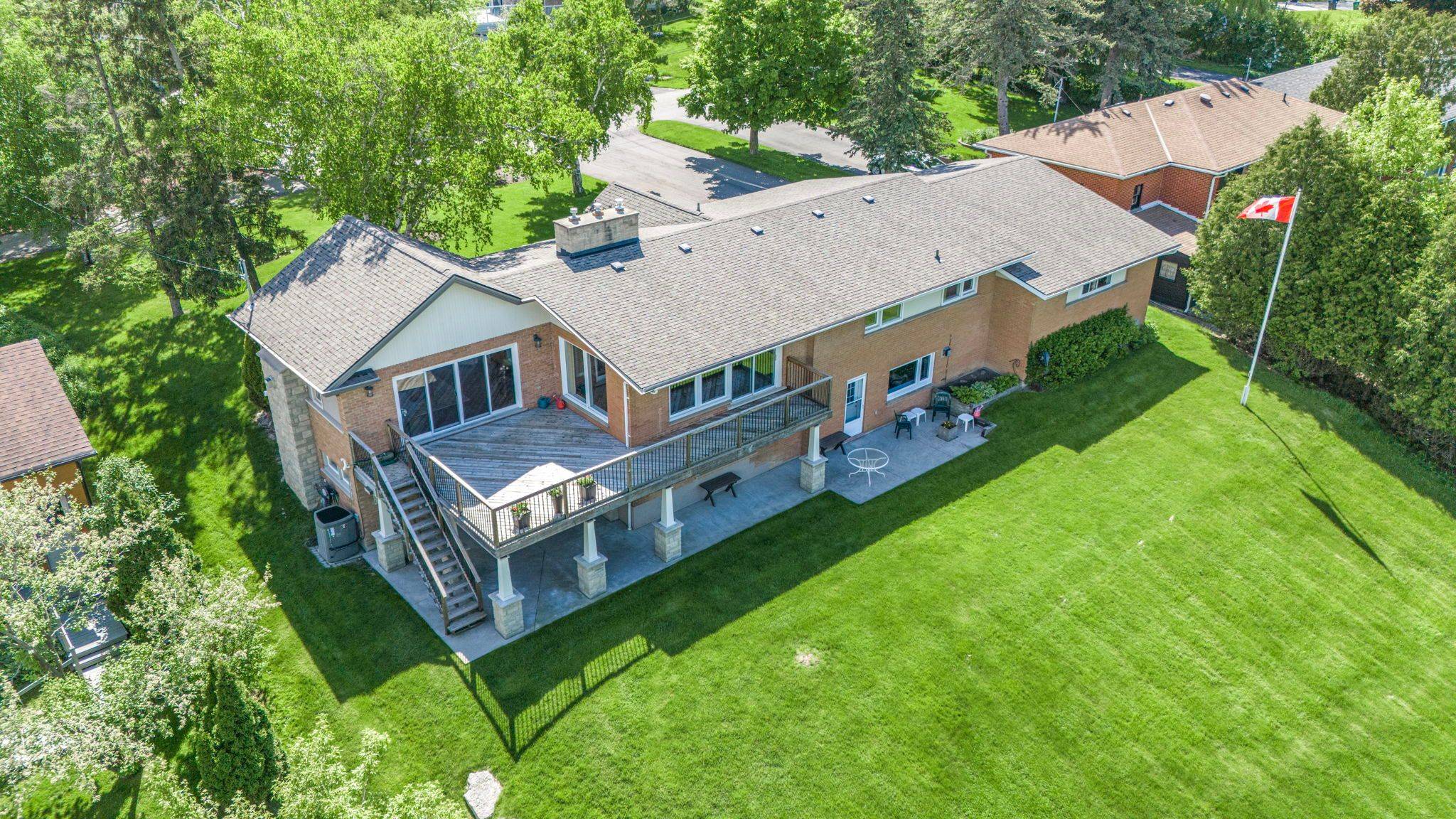 Brampton, ON L6Z 4P9,42 Valleyview RD