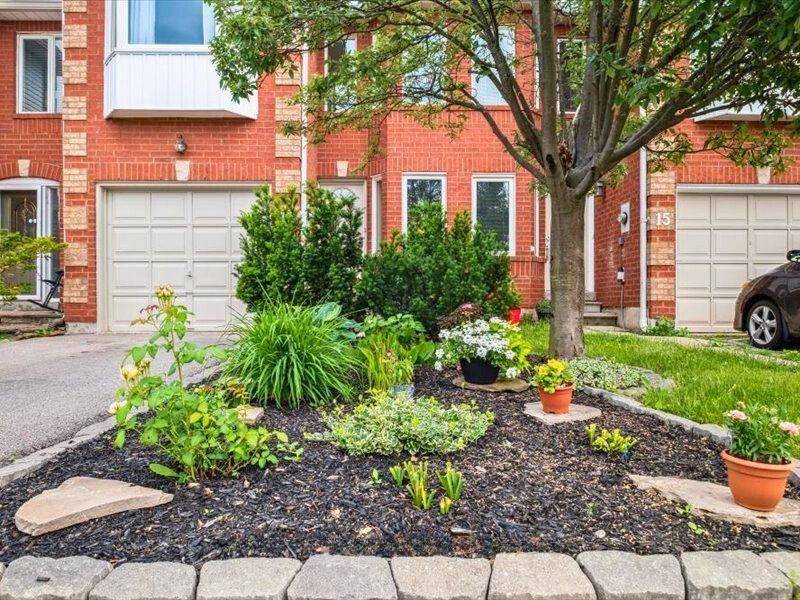 1240 Westview TER #16, Oakville, ON L6M 3M4