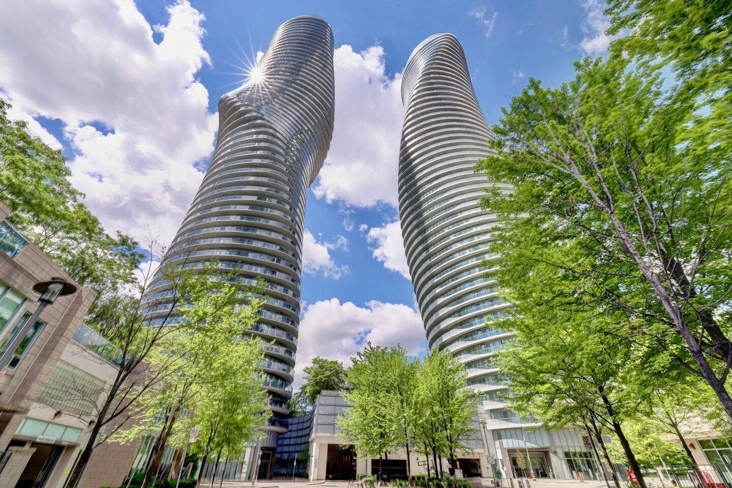 Mississauga, ON L4Z 0A9,60 Absolute AVE #3707