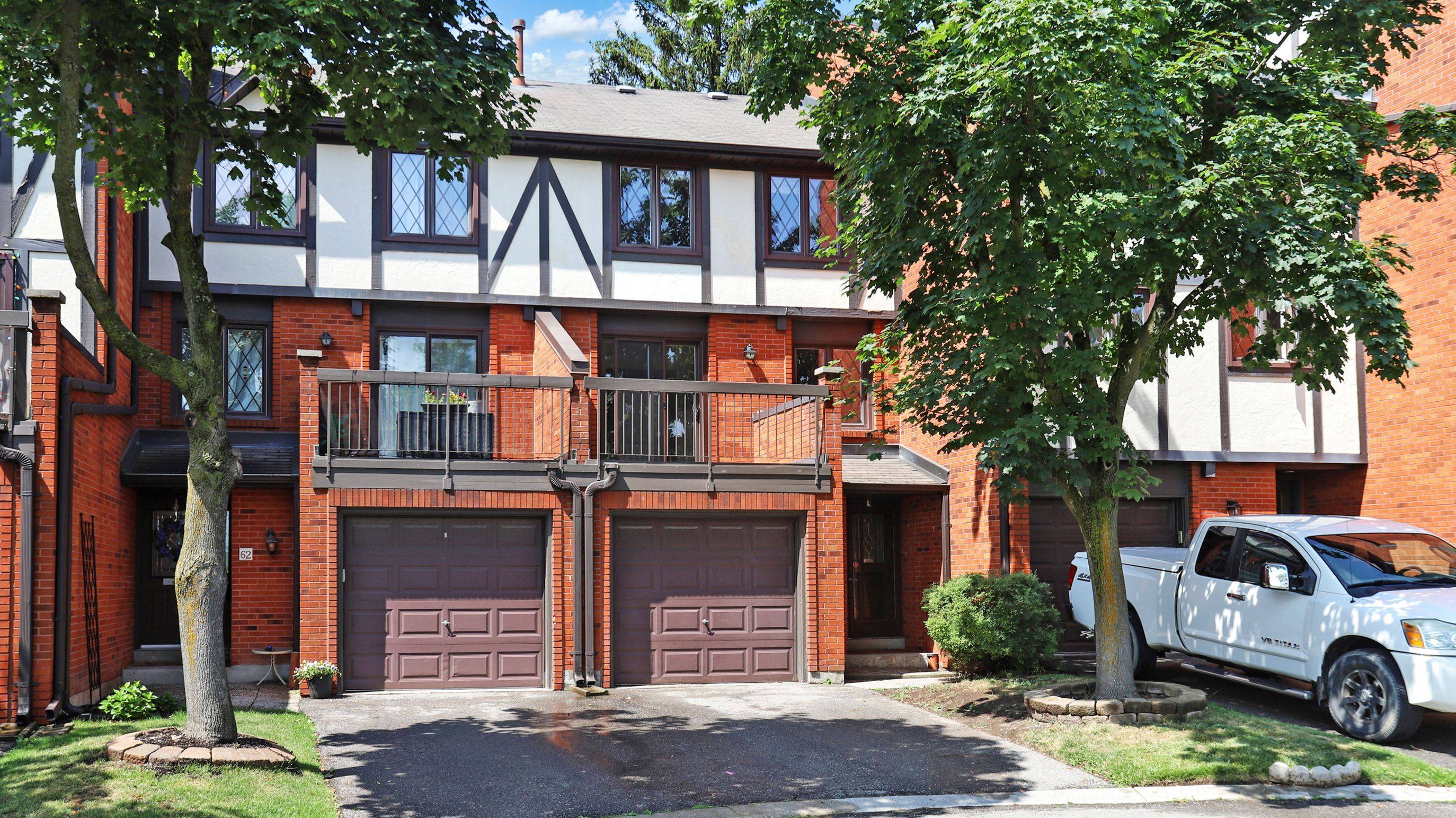 3360 Council Ring RD #61, Mississauga, ON L5L 2E4