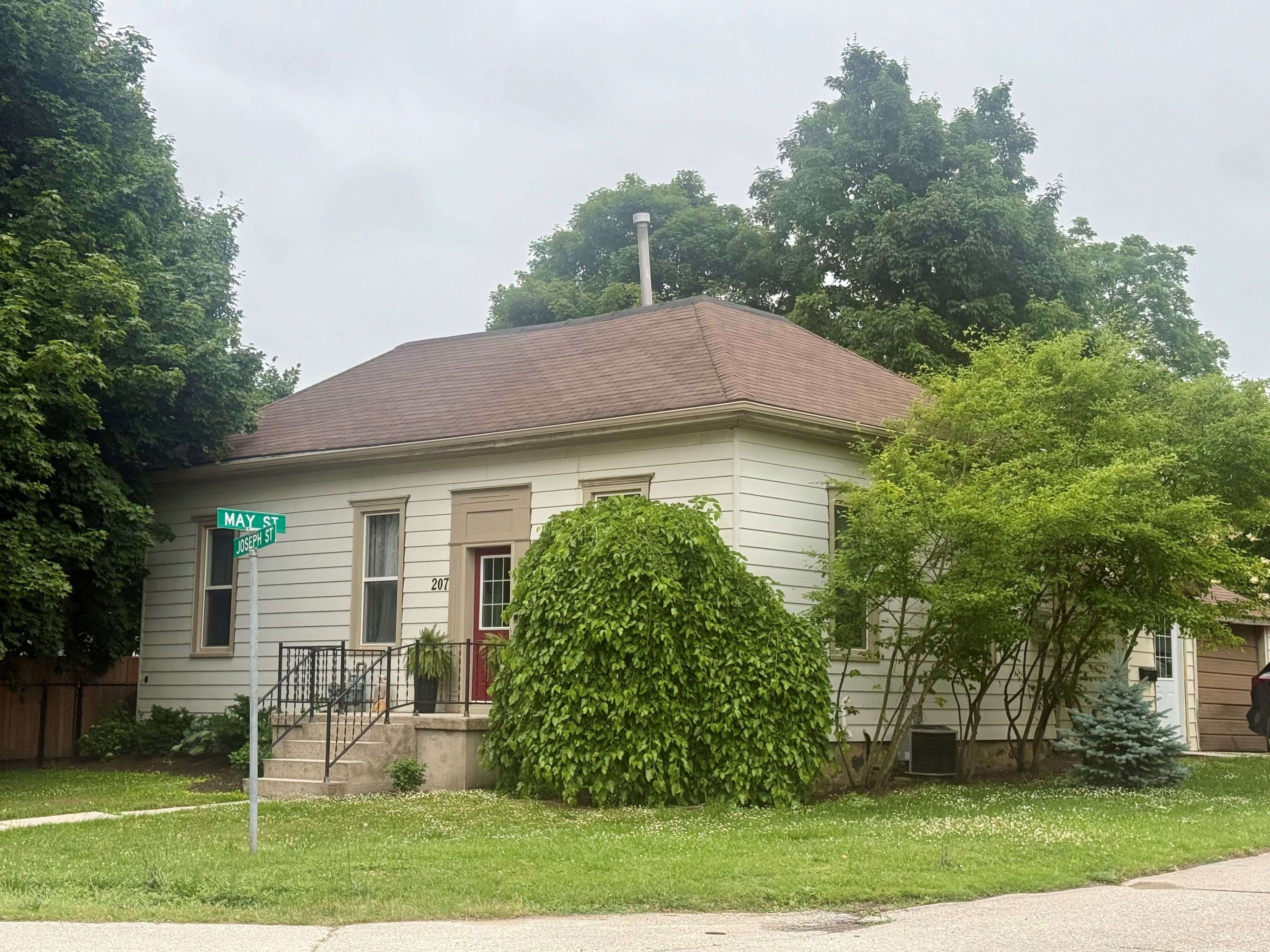 207 Joseph ST, Brockton, ON N0G 2V0