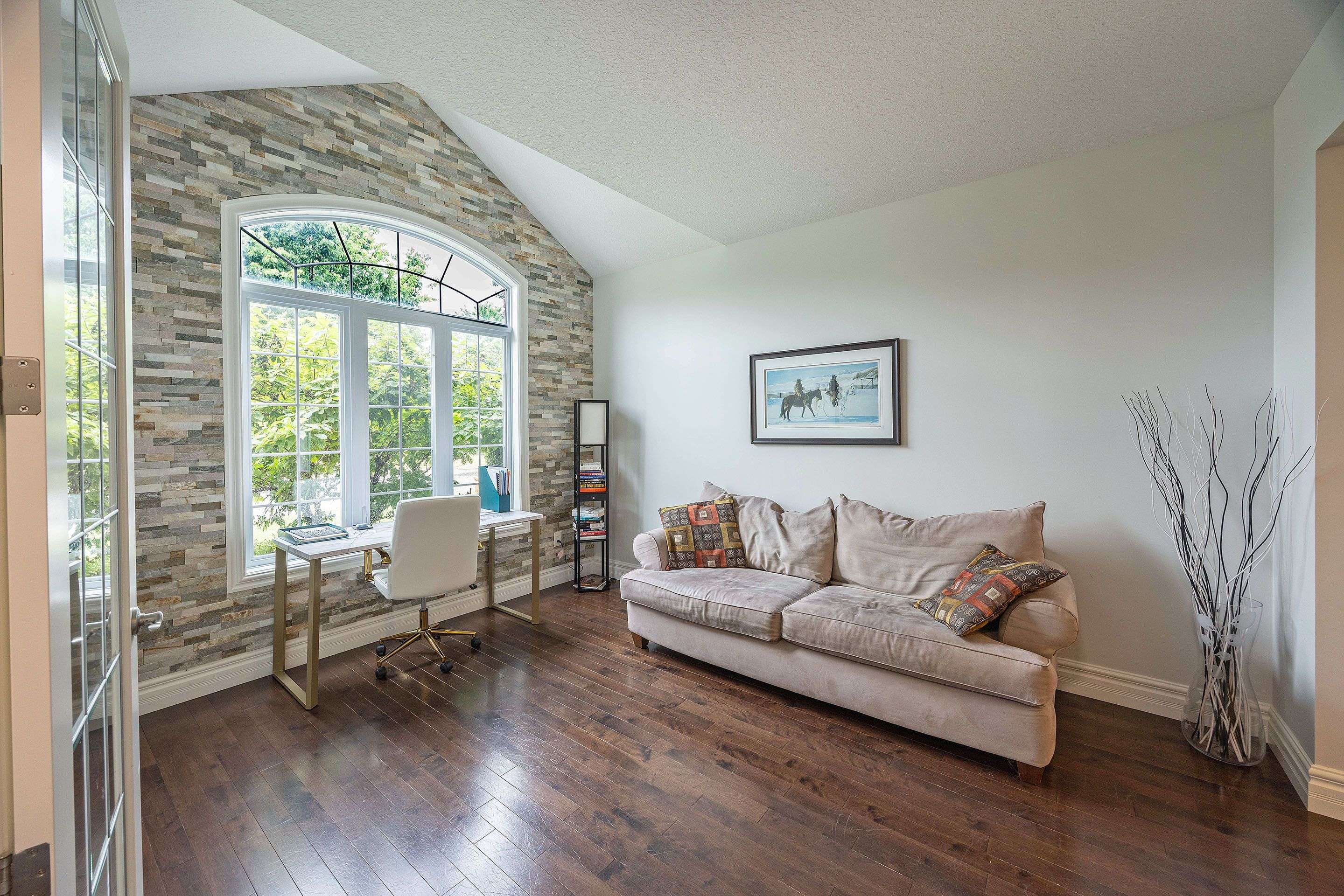 London North, ON N5X 0E6,2091 Pennyroyal ST