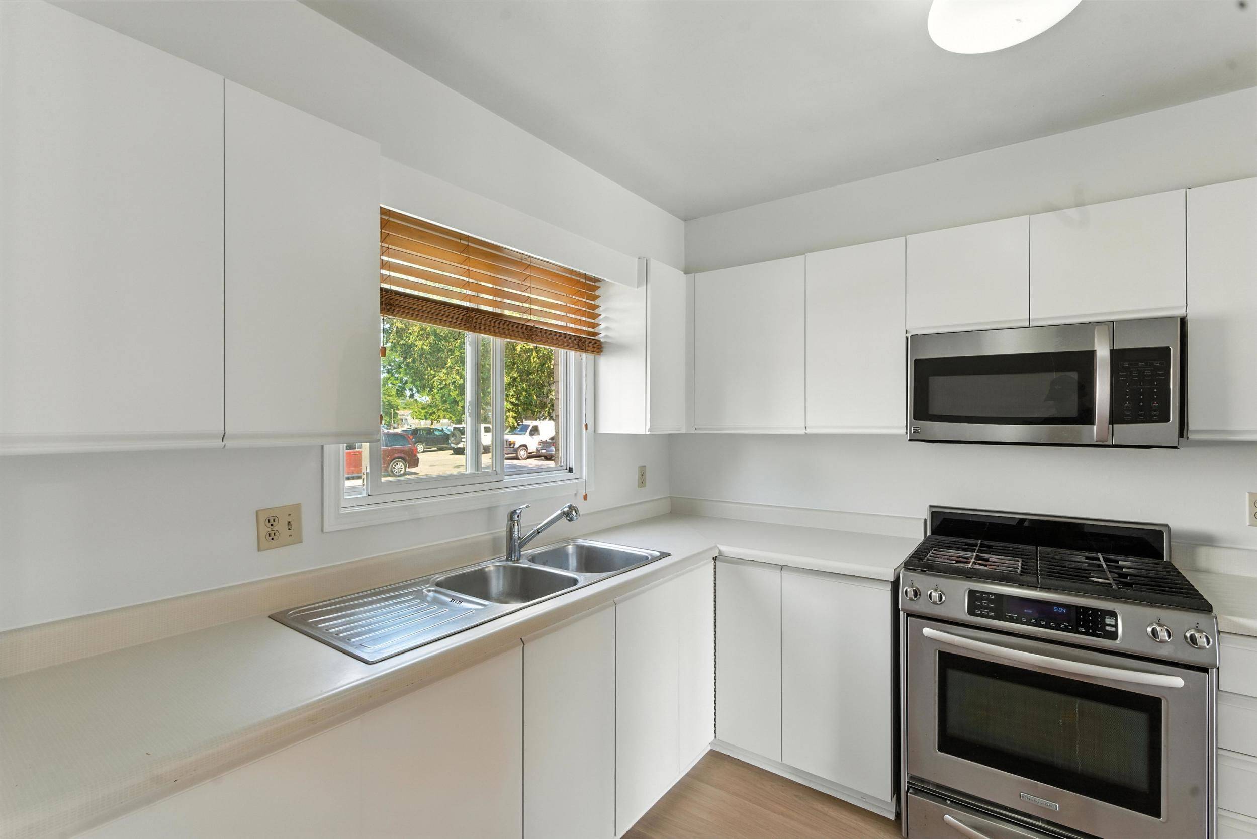 St. Catharines, ON L2M 7T7,65 Dorchester BLVD #44