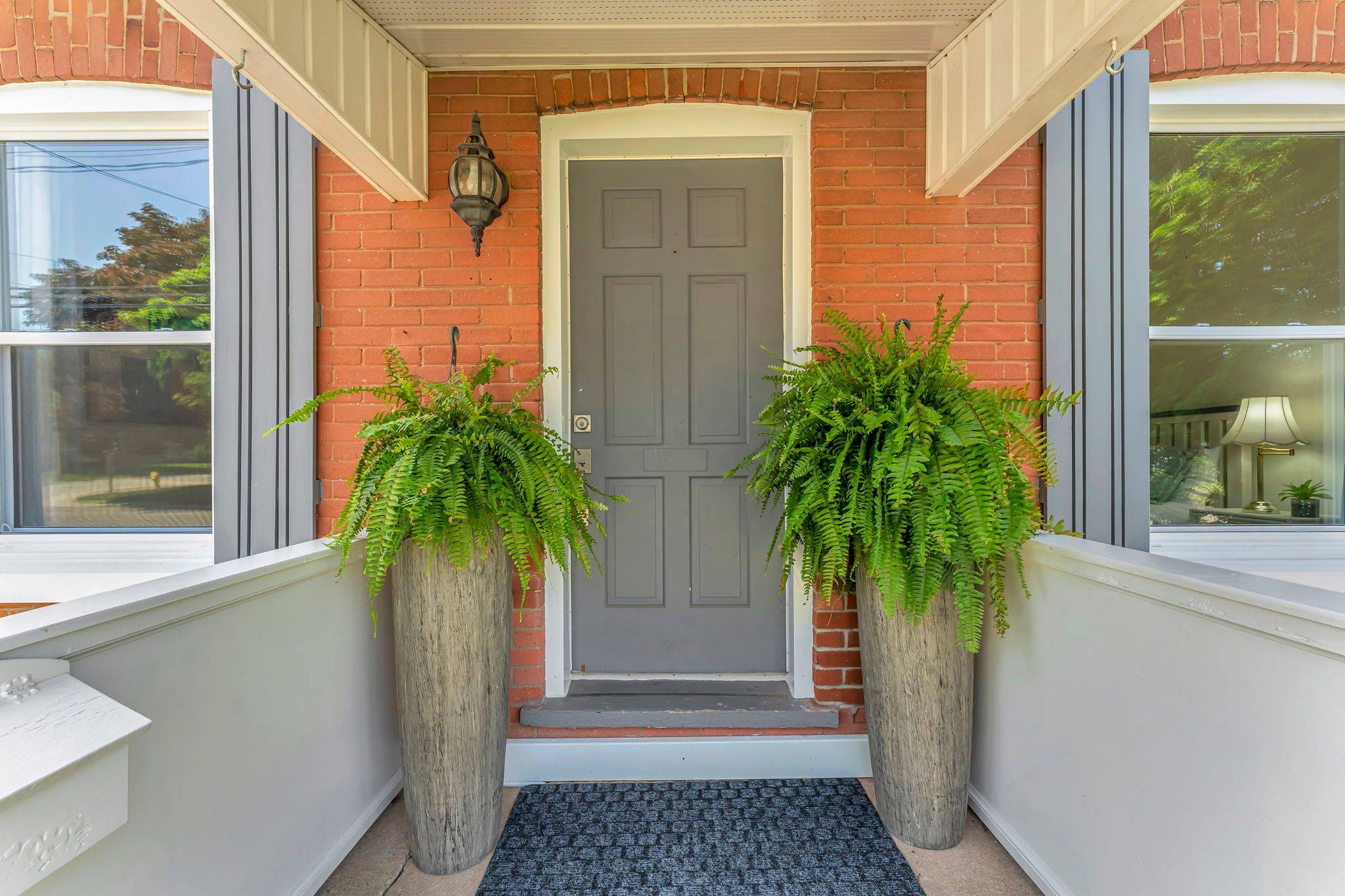 Brantford, ON N3T 4T7,54 Burwell ST