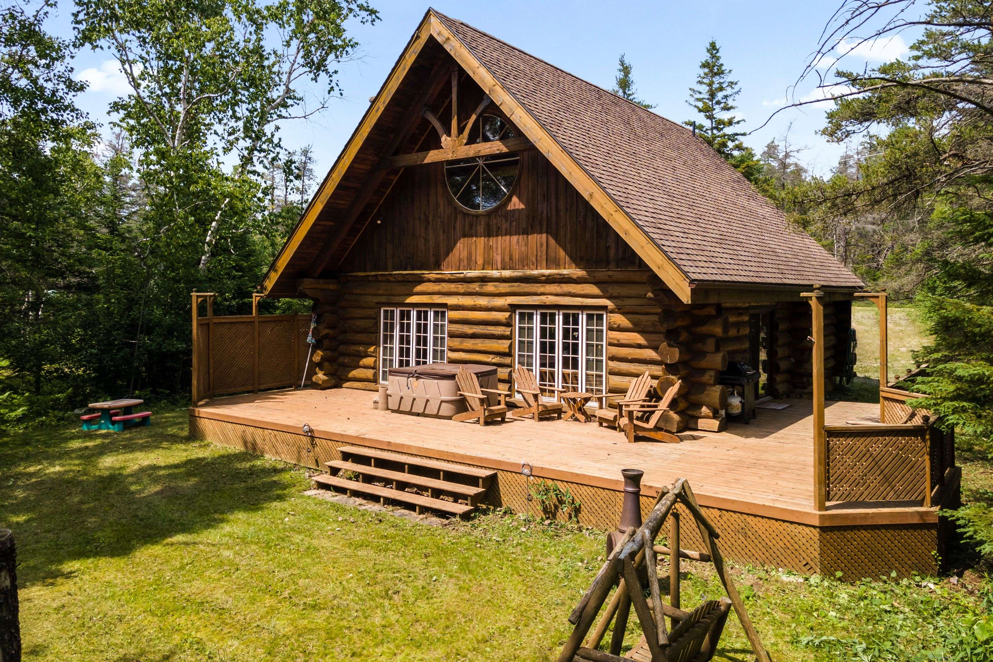 12 Scugog LN, Northern Bruce Peninsula, ON N0H 2R0