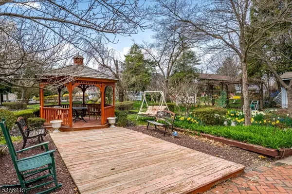 Sayreville Boro, NJ 08872,27 Bailey Pl