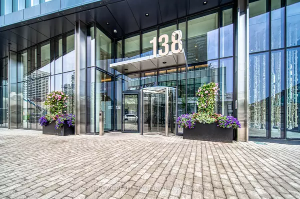 Toronto C08, ON M5E 0E4,138 Downes ST #6906